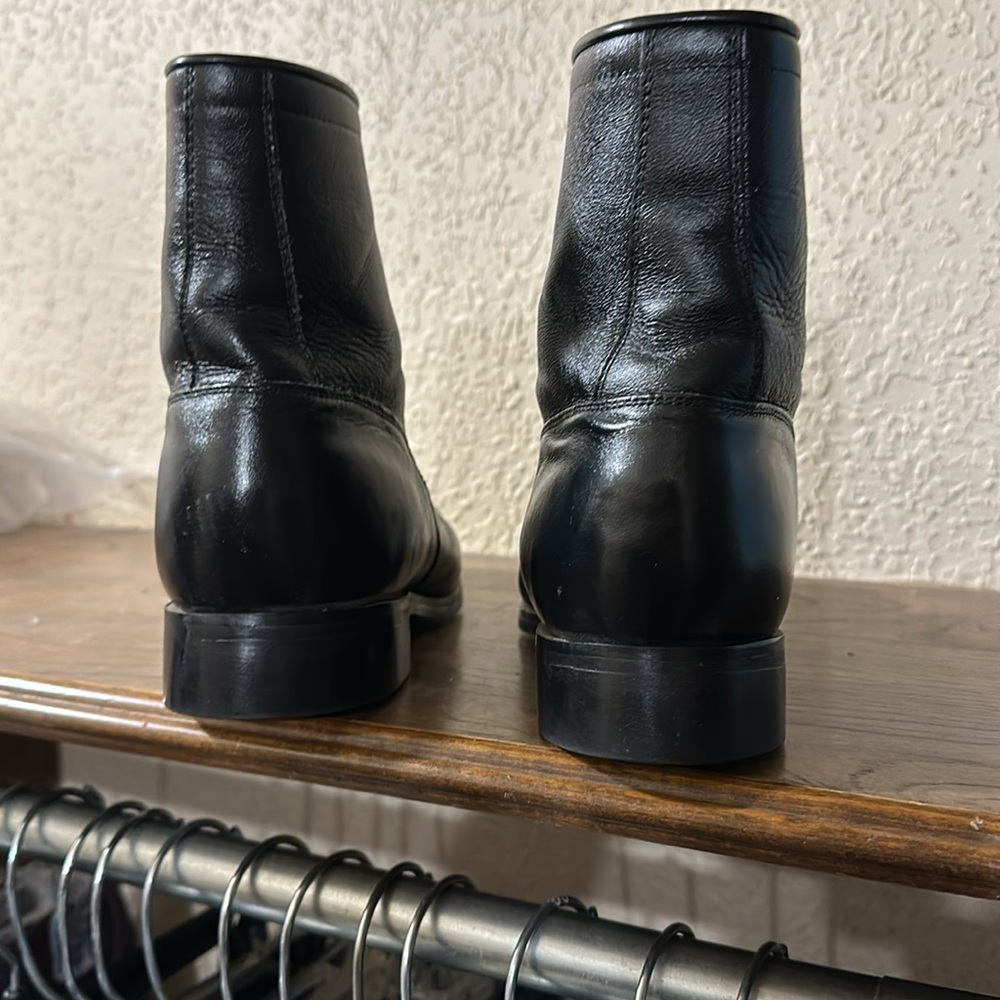 Justin Boots - Picture 2 of 3